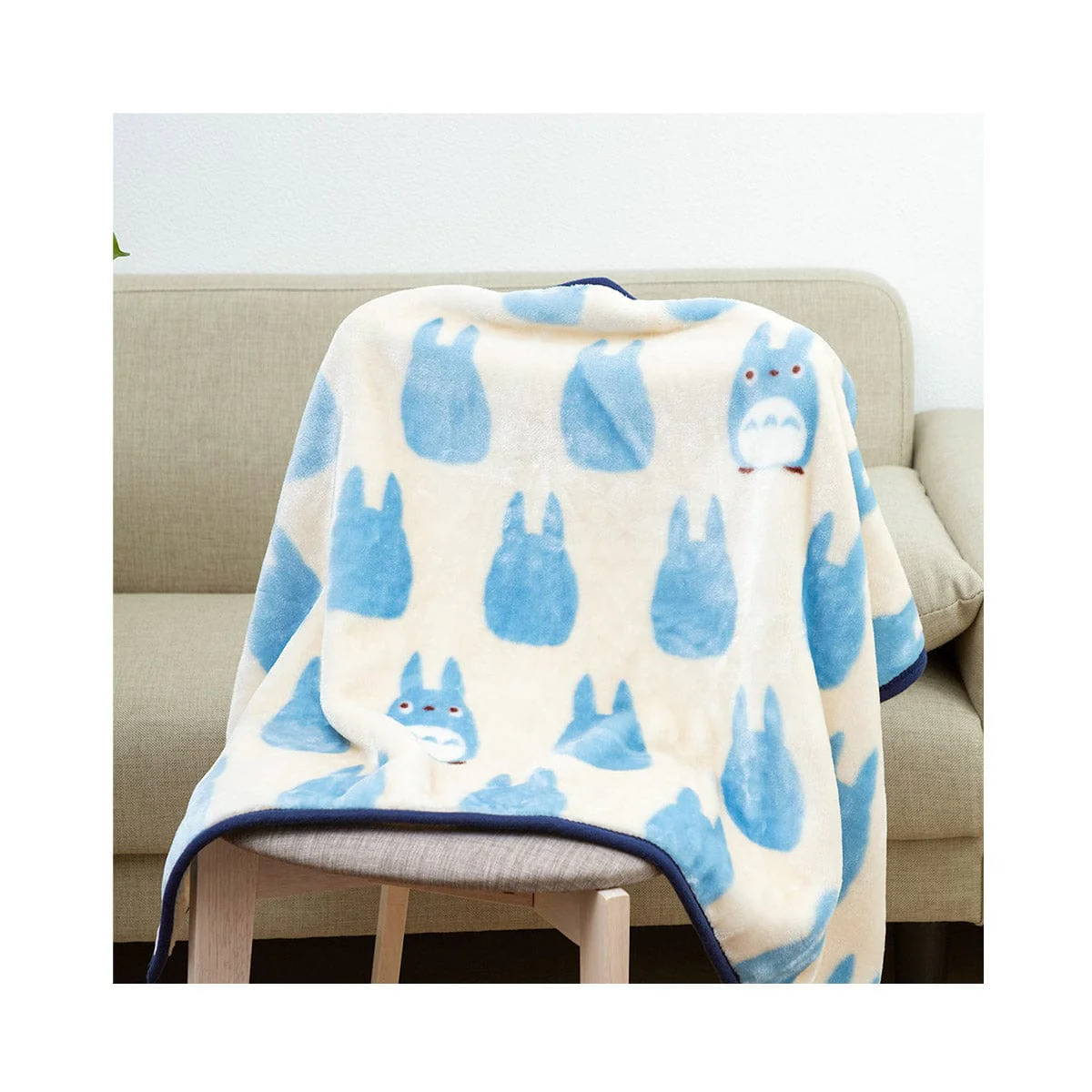 Ghibli My Neighbor Totoro Medium Blanket - Image 3