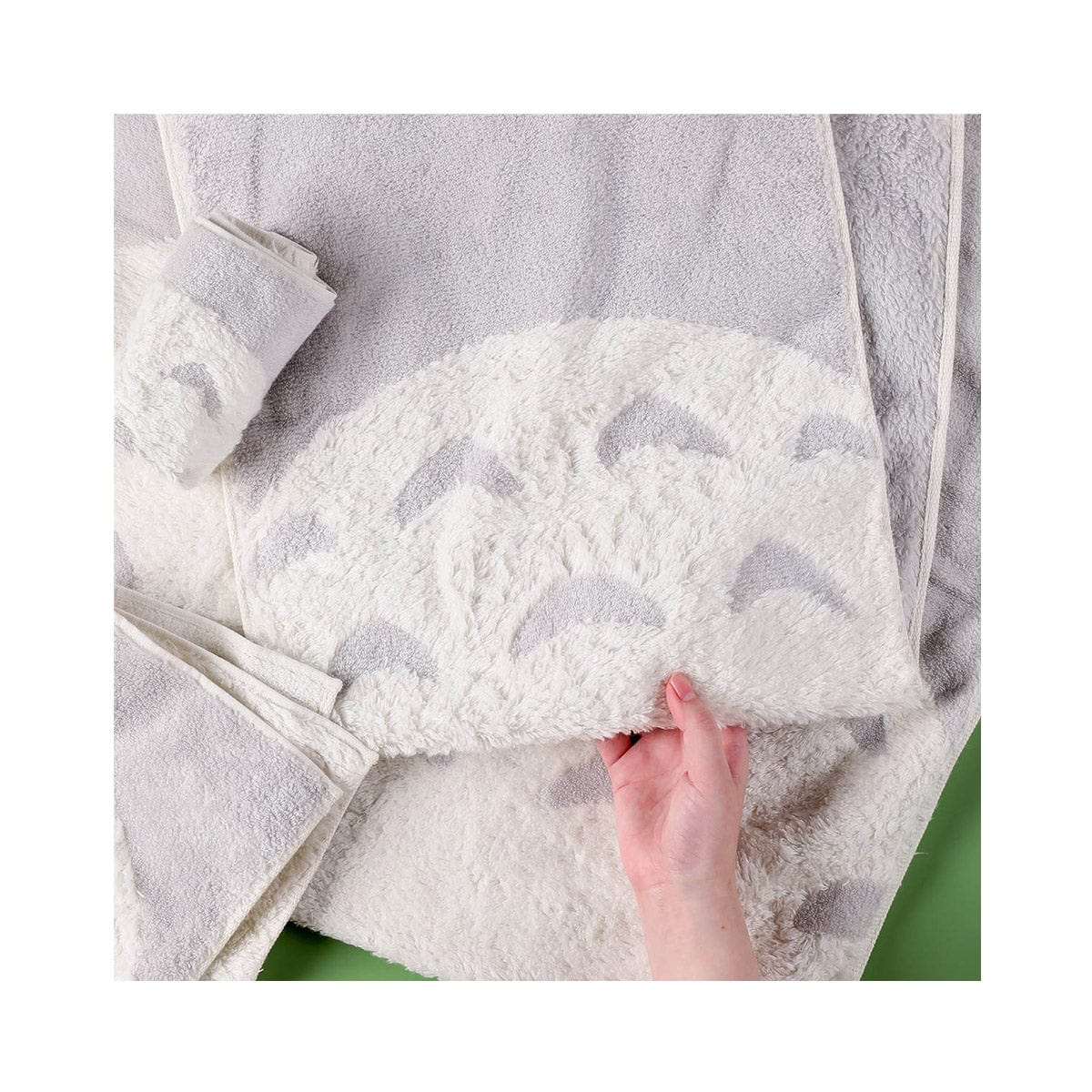 Ghibli My Neighbor Totoro "Totoro's Belly" Face Towel - Image 3