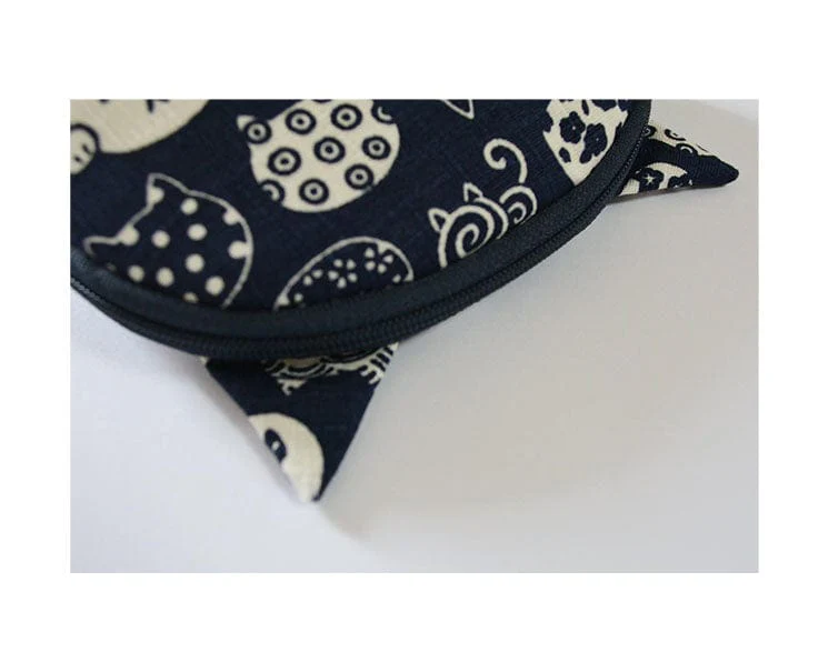 Kyou Cat Pattern Pouch: Navy - Image 2