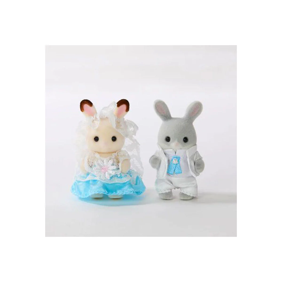 Sylvanian Families Lovely Wedding: Rabbit Baby Pair Set - Image 3